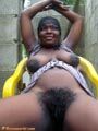    Chica Nestali   