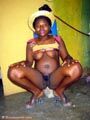    Chica Glenda   